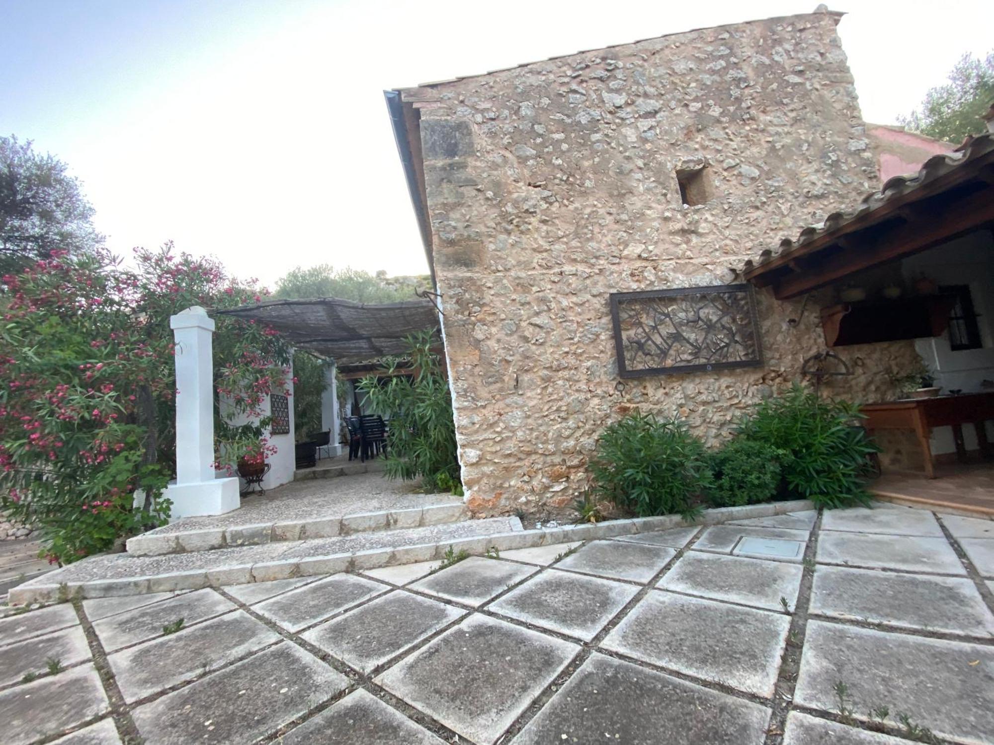 Puerto De Pollensa Villas And Apartments, With Private Mountain Ideal For Runners, Trailers,Near Puerto Pollensa Beach Approximately 5 Minutes Walking, Unique Experience In A Ullal Old Typical Mallorca House With Private Mountain And Near To The Beac Kültér fotó